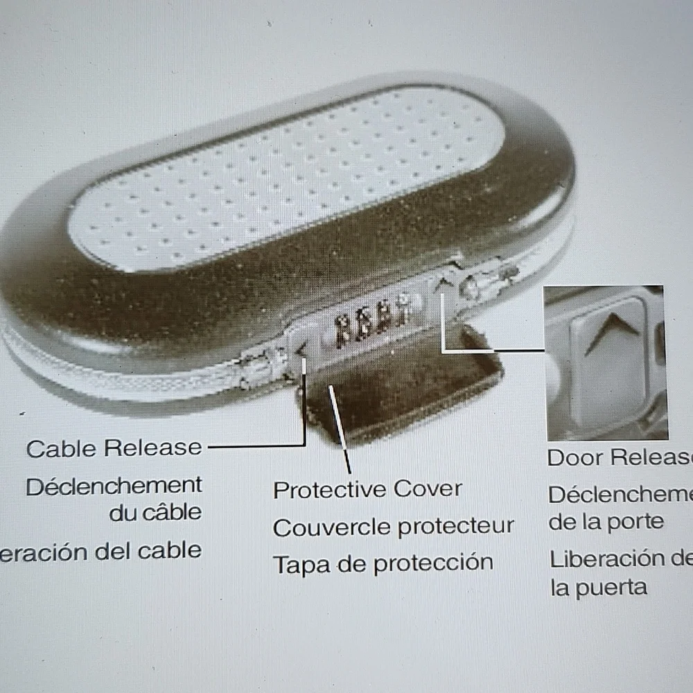 Master Lock Mini Travel Safe With Steel Locking Cable